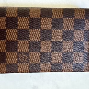 LV passport Holder